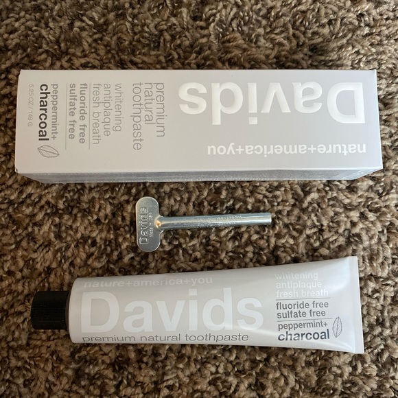 Toothpaste Davids BRAND NEW - Picture 1 of 1